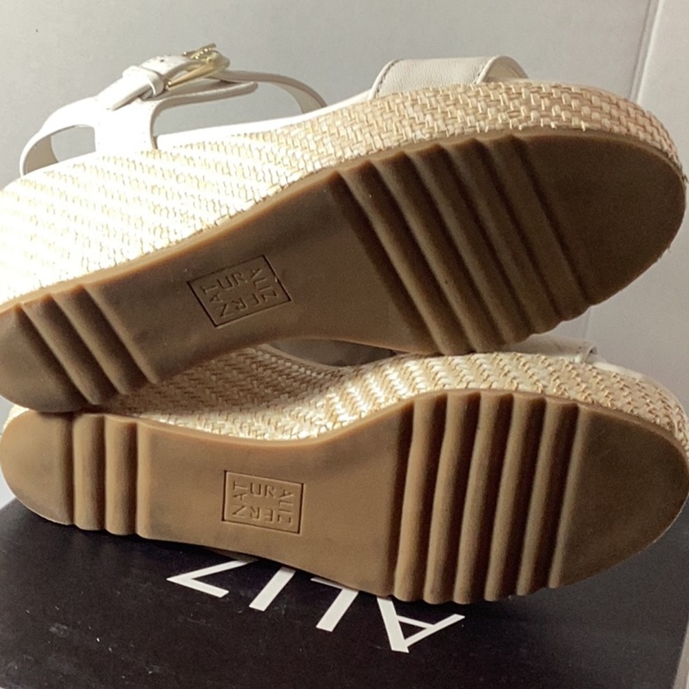STELLA WEDGE SANDAL - Picture 10 of 11